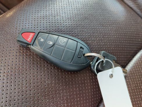 Used 2018 RAM 2500 Longhorn image 27