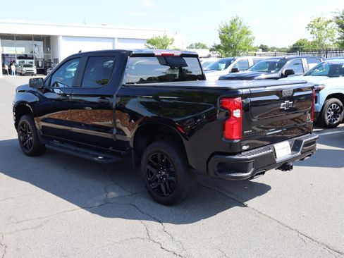Used 2021 Chevrolet Silverado 1500 Custom Trail Boss w/ Midnight Edition AWD/4WD image 8