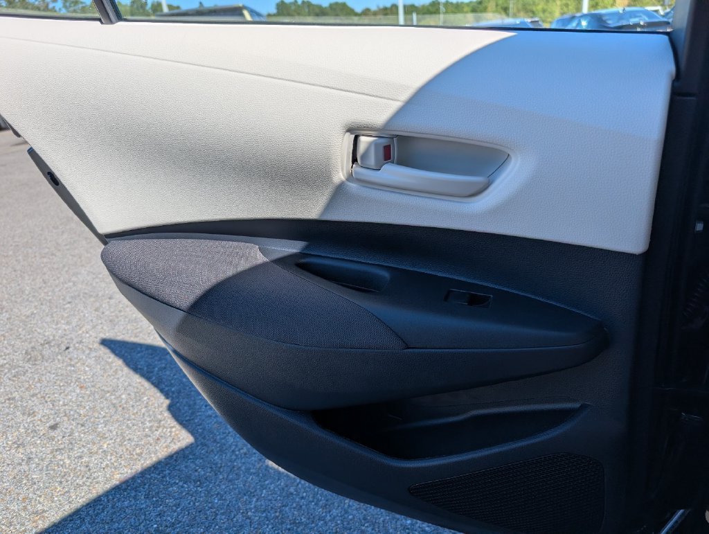 New 2027 Toyota Corolla LE FWD image 28