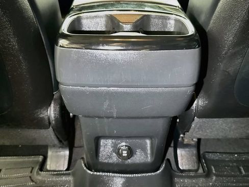 Used 2024 Kia Telluride LX FWD image 23