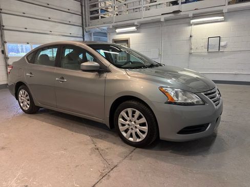 Used 2013 Nissan Sentra SV FWD image 9