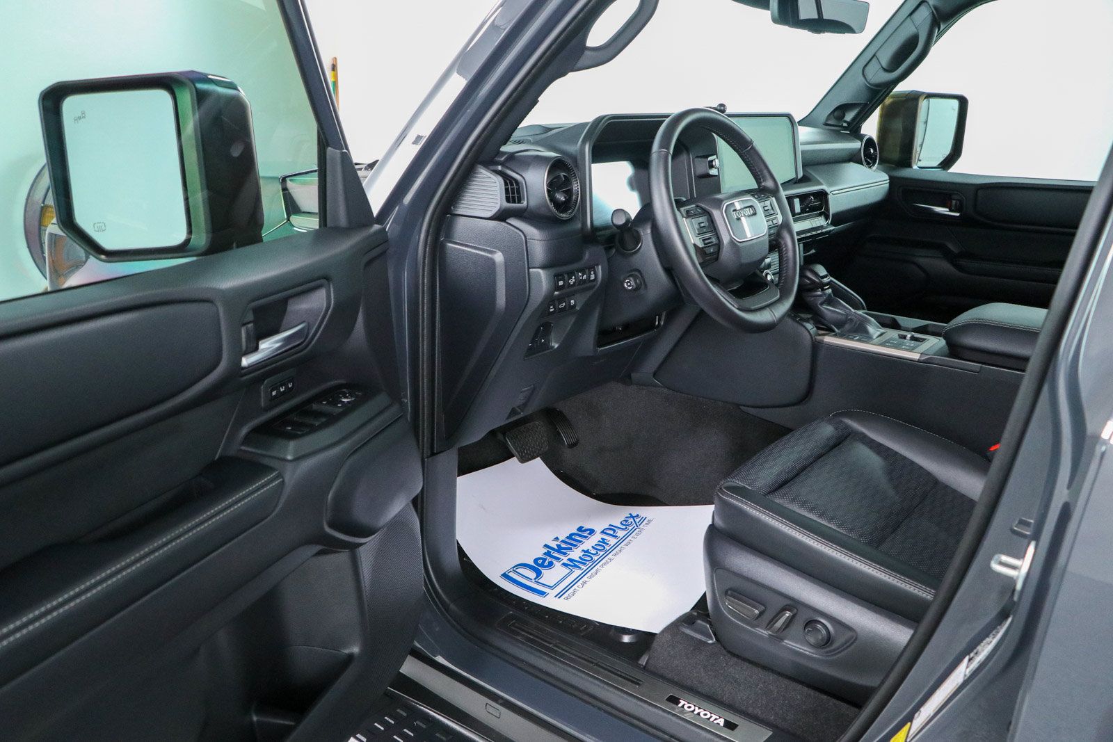 Used 2025 Toyota Land Cruiser w/ Premium Package AWD/4WD image 3