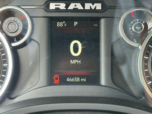 Used 2020 RAM 1500 Big Horn AWD/4WD image 20