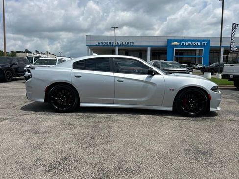Used 2023 Dodge Charger Scat Pack w/ Harman/Kardon Audio Group RWD image 2