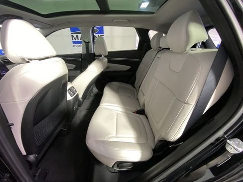 Used 2023 Hyundai Tucson Limited image 32