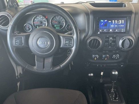 Used 2013 Jeep Wrangler Unlimited Sport AWD/4WD image 11