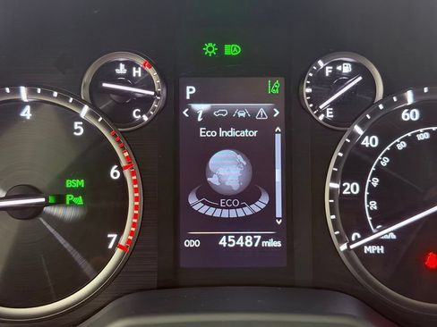 Certified 2023 Lexus GX 460 Premium AWD/4WD image 24