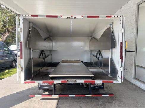 Used 2019 Ford Transit 350 350 HD 2dr 156 in. WB DRW Chas image 26