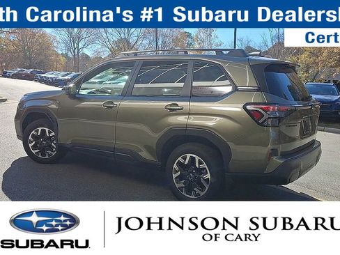 Used 2026 Subaru Forester Premium image 8