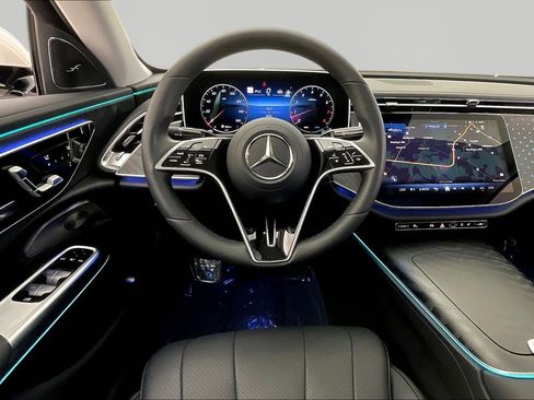 Certified 2026 Mercedes-Benz E 350 4MATIC Sedan image 8
