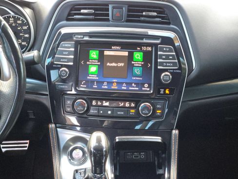 Used 2021 Nissan Maxima SR w/ Sport Mat Group FWD image 17