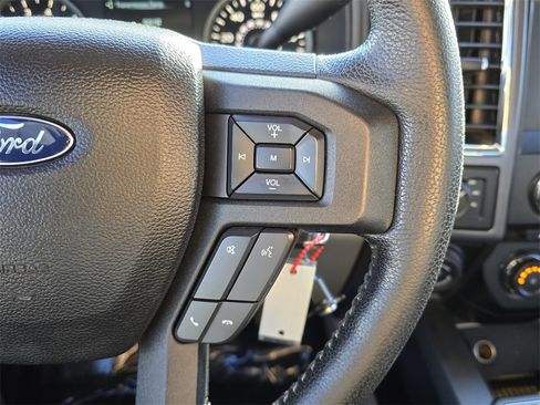 Used 2016 Ford F150 XLT w/ Equipment Group 302A Luxury image 17