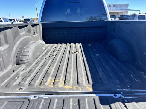 Used 2024 Ford F250 Platinum image 5