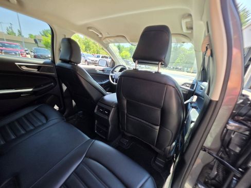 Used 2024 Ford Edge SEL AWD/4WD image 17