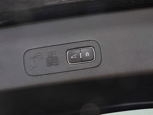 Used 2024 Lincoln Aviator Reserve image 33