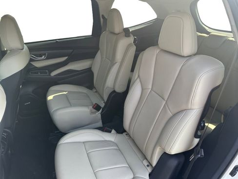 Used 2024 Subaru Ascent Limited w/ Technology Package image 10