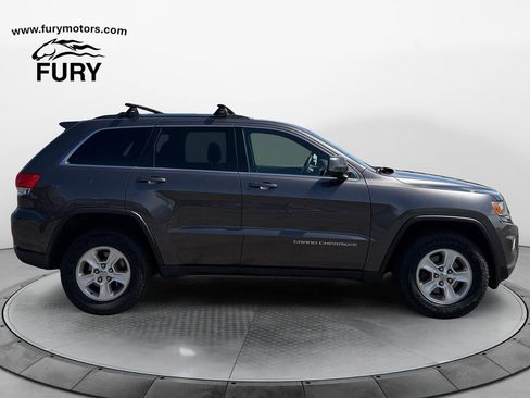 Used 2014 Jeep Grand Cherokee Laredo w/ Security & Convenience Group AWD/4WD image 2