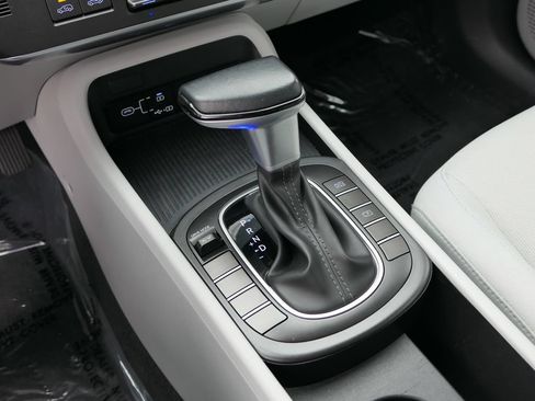 Used 2024 Hyundai Kona SEL FWD image 22