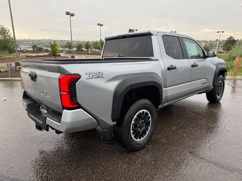 New 2025 Toyota Tacoma TRD Off-Road AWD/4WD image 8