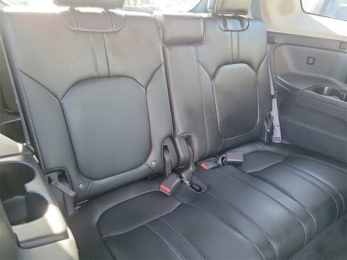 Used 2023 Honda Pilot Elite image 20