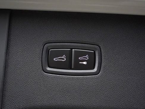 Used 2026 Porsche Cayenne S AWD/4WD image 14