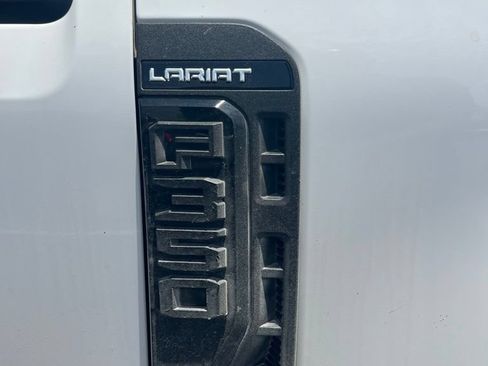 Used 2023 Ford F350 Lariat w/ Lariat Ultimate Package AWD/4WD image 7