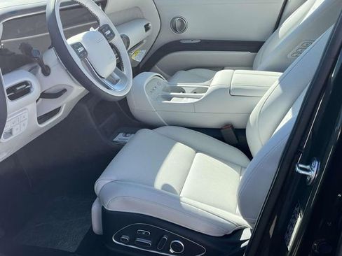 New 2026 Hyundai Palisade Calligraphy FWD image 8