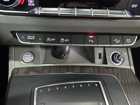 Used 2019 Audi Q5 2.0T Premium Plus AWD/4WD image 26