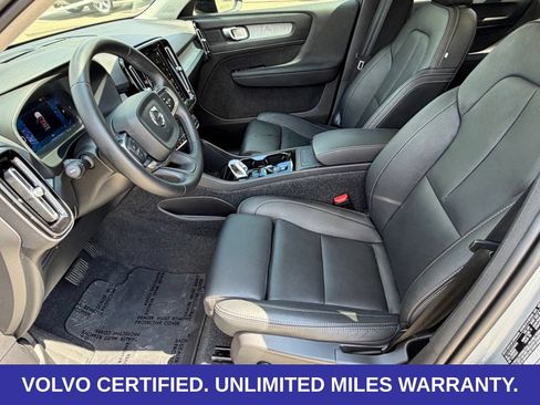 Certified 2026 Volvo XC40 B5 Plus AWD/4WD image 24