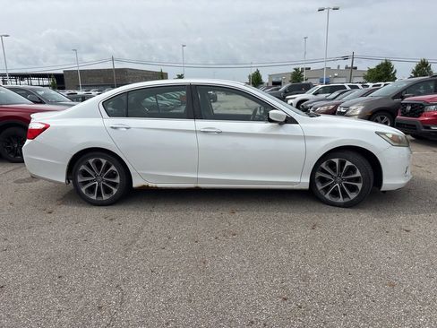 Used 2014 Honda Accord Sport image 10