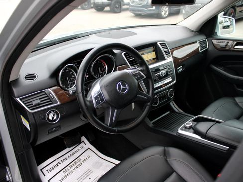 Used 2012 Mercedes-Benz ML 350 4MATIC image 23