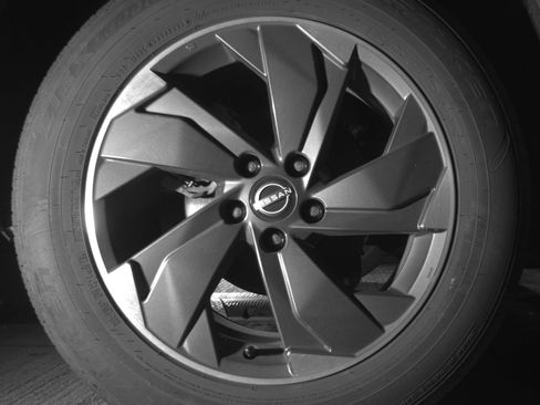 Used 2025 Nissan Rogue SV image 15