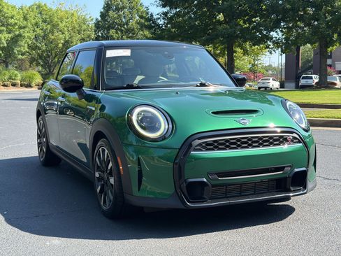 Used 2022 MINI Cooper S w/ Signature Upholstery Package FWD image 7