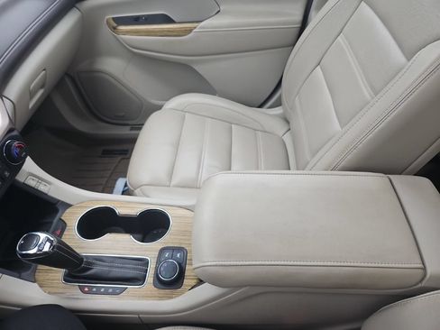 Used 2018 GMC Acadia Denali AWD/4WD image 39