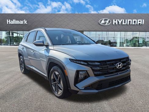 Certified 2025 Hyundai Tucson SEL image 1