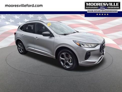 Used 2024 Ford Escape ST-Line AWD/4WD image 1