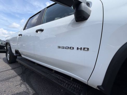 Used 2021 Chevrolet Silverado 3500 W/T w/ WT Convenience Package AWD/4WD image 9