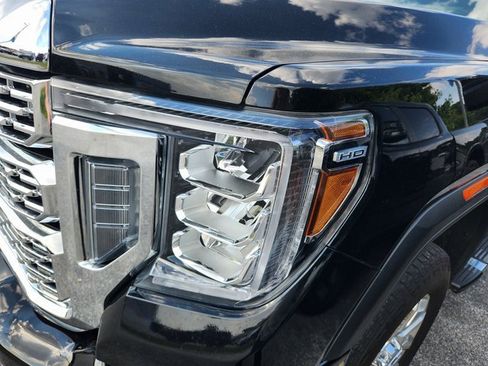 Used 2023 GMC Sierra 3500 Denali w/ Denali Ultimate Package image 28