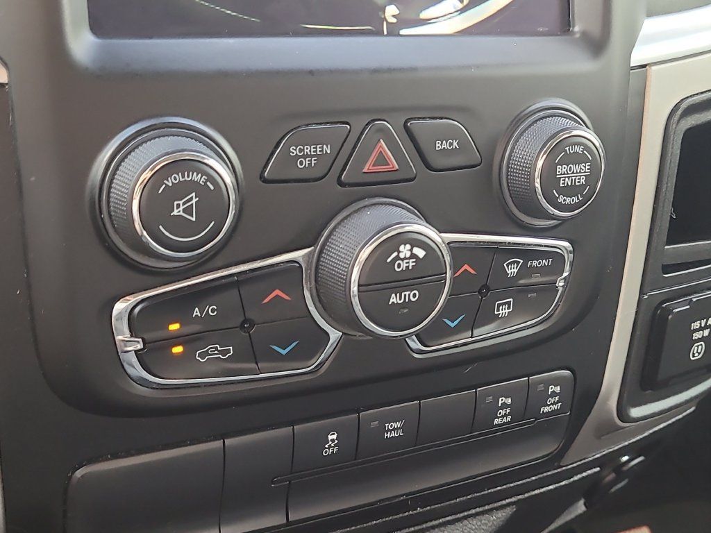 Used 2019 RAM 1500 Big Horn RWD image 27
