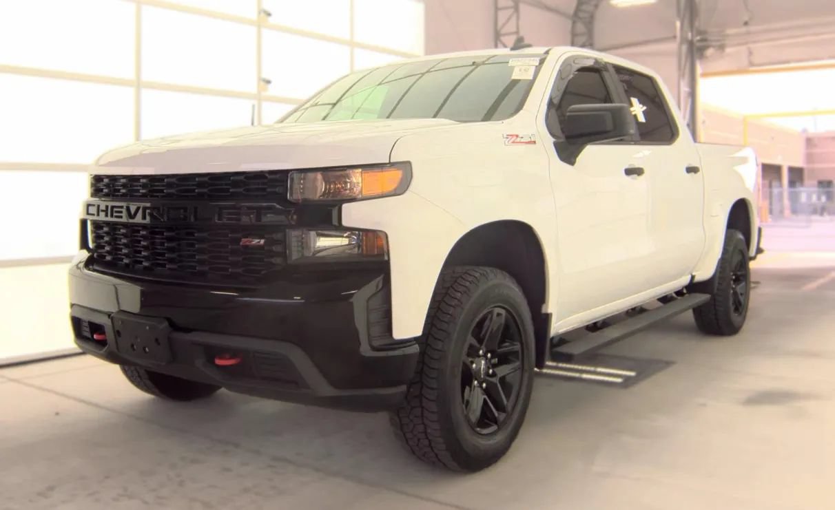 Used 2020 Chevrolet Silverado 1500 Custom Trail Boss w/ Custom Convenience Package AWD/4WD image 1