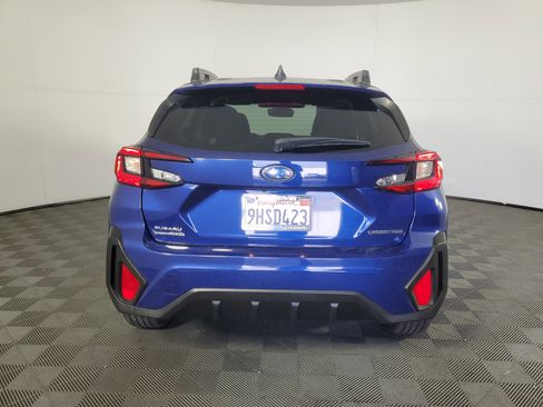 Used 2024 Subaru Crosstrek 2.0i Premium w/ Crosstrek Mirror Package AWD/4WD image 5