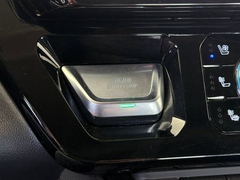 Used 2025 GMC Sierra 1500 AT4 AWD/4WD image 26