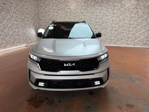 Used 2022 Kia Sorento SX FWD image 2