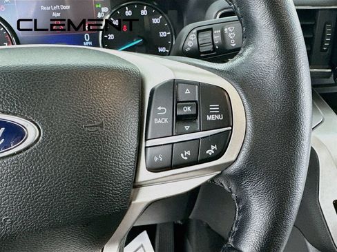 Certified 2022 Ford Explorer XLT w/ Equipment Group 202A AWD/4WD image 17