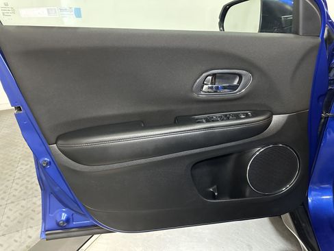 Used 2018 Honda HR-V EX image 20