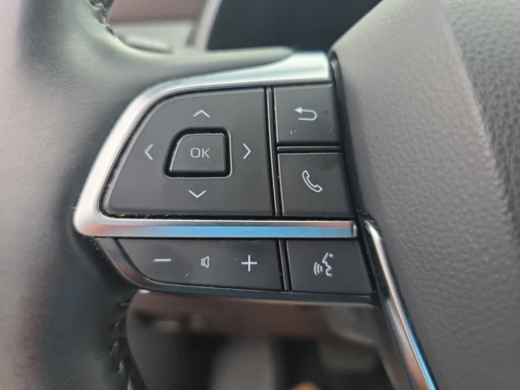 Used 2021 Toyota Highlander Platinum AWD/4WD image 27