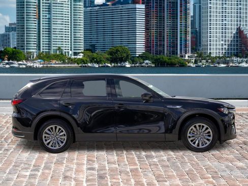 Used 2025 MAZDA CX-90 3.3 Turbo w/ Preferred Package image 11