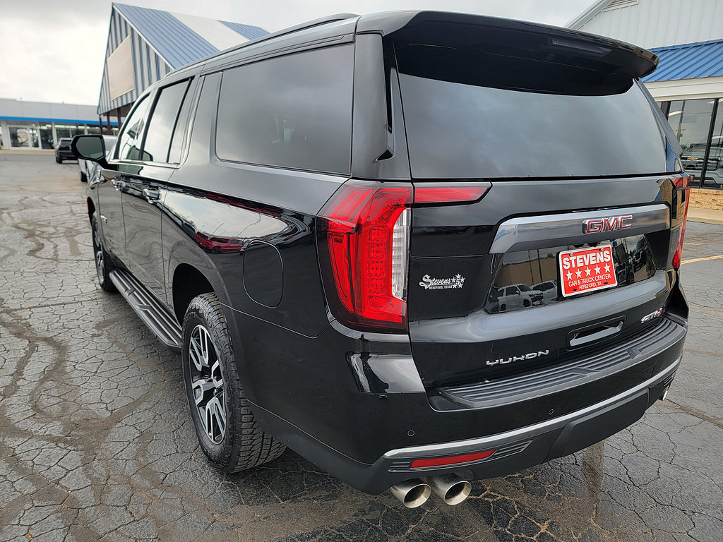 Used 2024 GMC Yukon XL AT4 AWD/4WD image 10