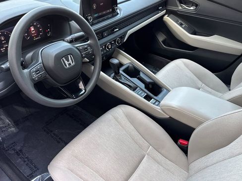 Certified 2023 Honda Accord EX image 14