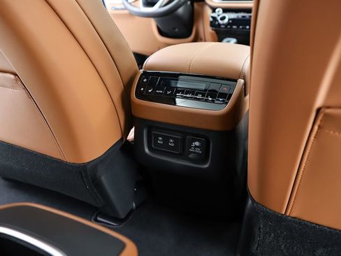 New 2026 INFINITI QX60 Autograph AWD/4WD image 39